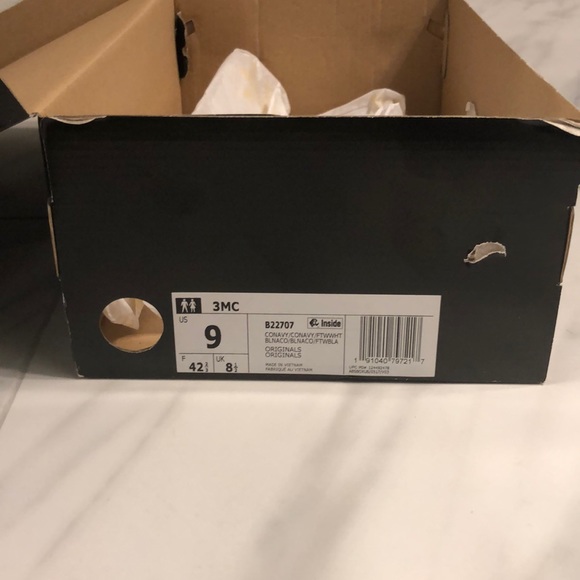 NWT Men’s Adidas 3MC Sneakers - Picture 9 of 10